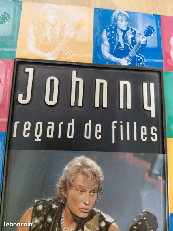 Livre Johnny Regard de Filles (image 4)