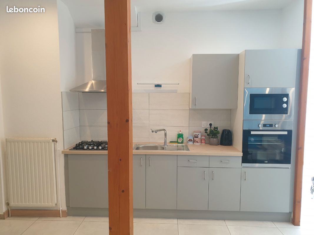Appartement 3 pièces 60 m² · à Saint-Uze · 60 m² · 650 €