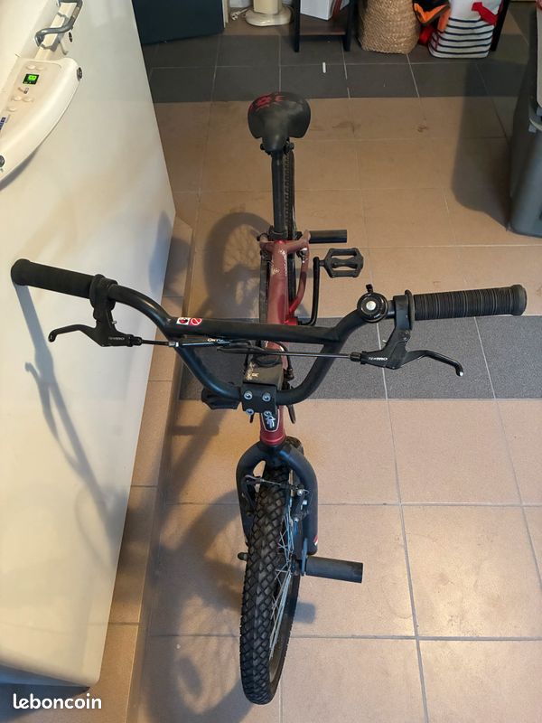 BMX B'TWIN enfant 16 pouces – Bon état (image 2)