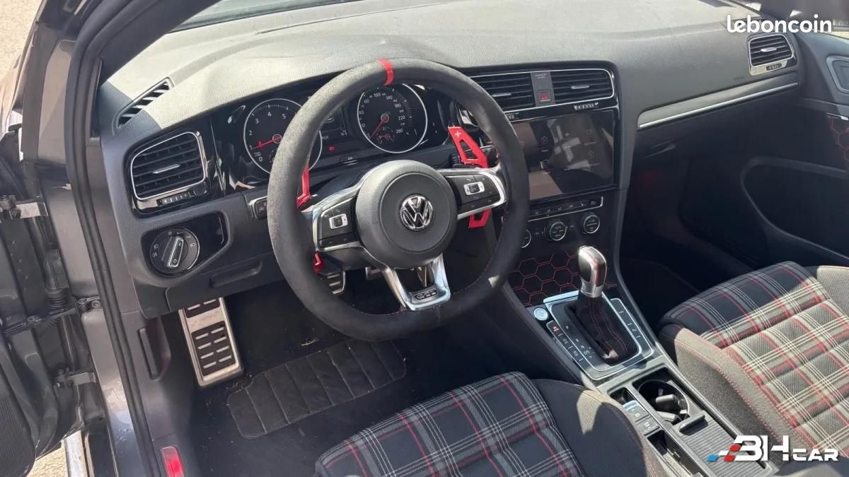 Volkswagen Golf 2.0 TSI 230 BLUEMOTION GTI DSG BVA (image 8)