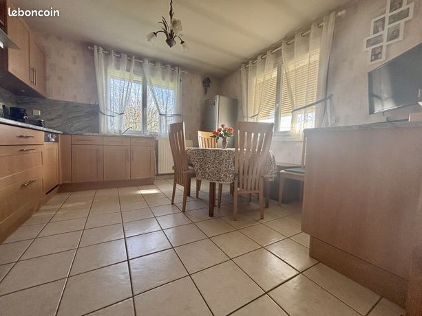 Maison 6 pièces 130 m²