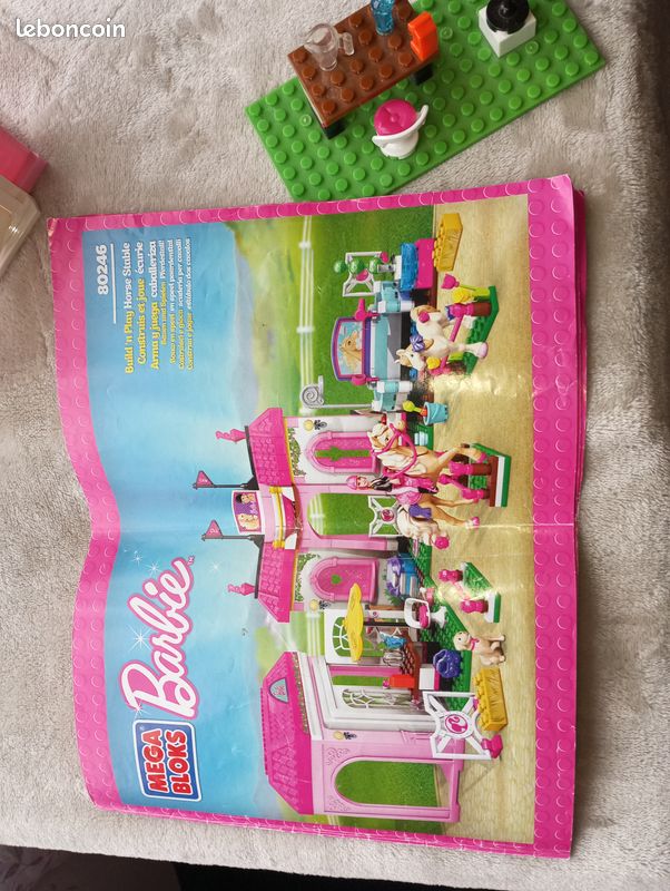 Megablocks l'écurie de Barbie 80246 (image 8)