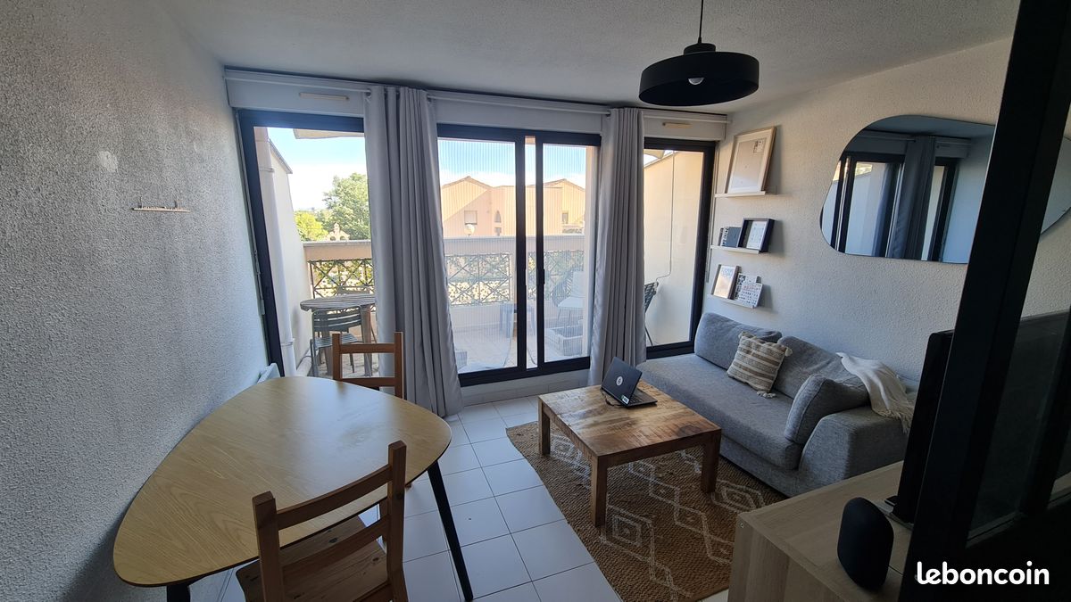 A louer studio residence de standing, fermee , calme 30133 600 (image 1)