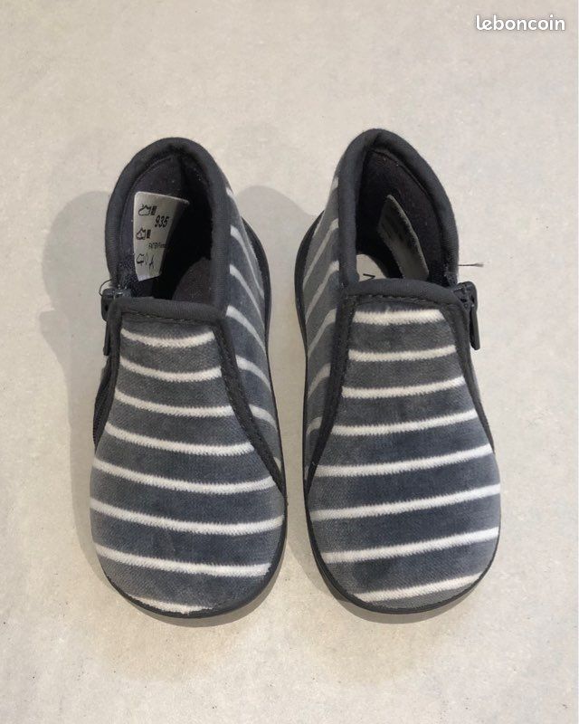 Chaussons Petit Bateau pointure 20 Chaussures