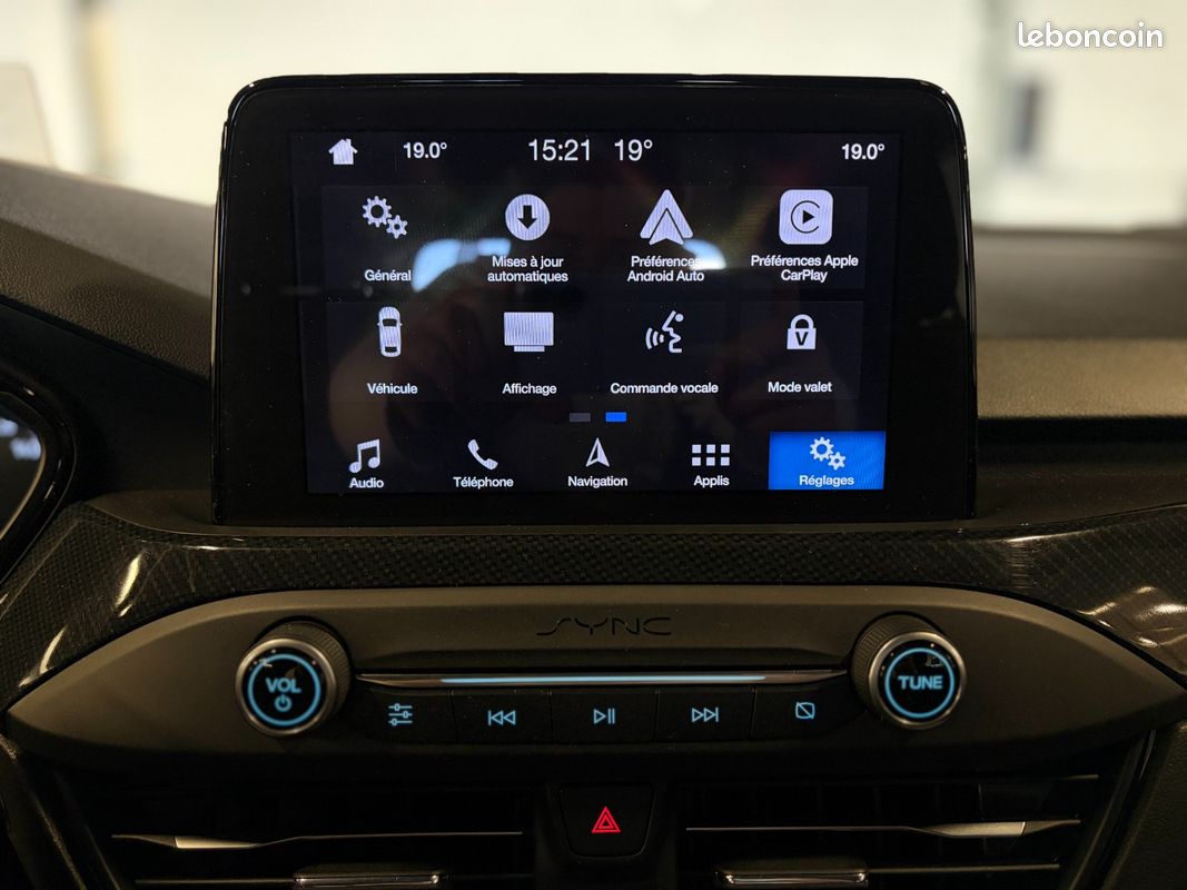 FORD FOCUS SW 2.0 EcoBlue 150 CV SS BVA8 ST Line + CARPLAY + CAMÉRA DE RECUL + RADARS AV/AR + KEYLESS GO + ATH (image 23)