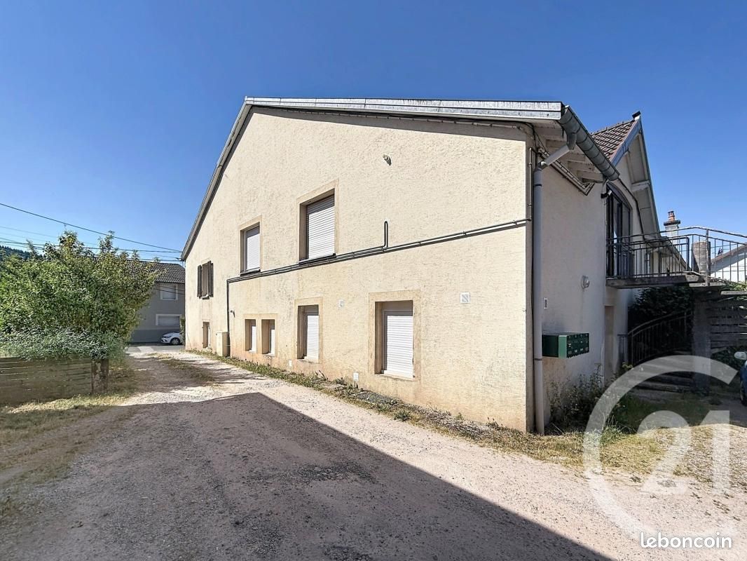 Immeuble 401 m² · à Éloyes · 401 m² · 399 000 €