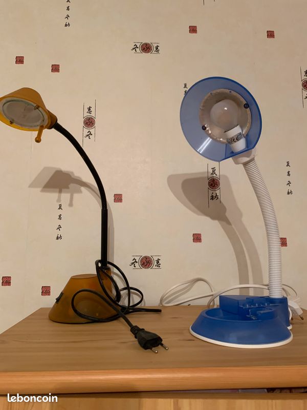 Lampe Bleue de Bureau (image 2)