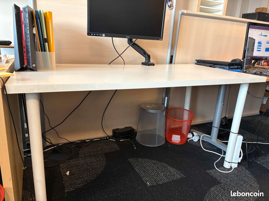 Table de bureau (image 2)