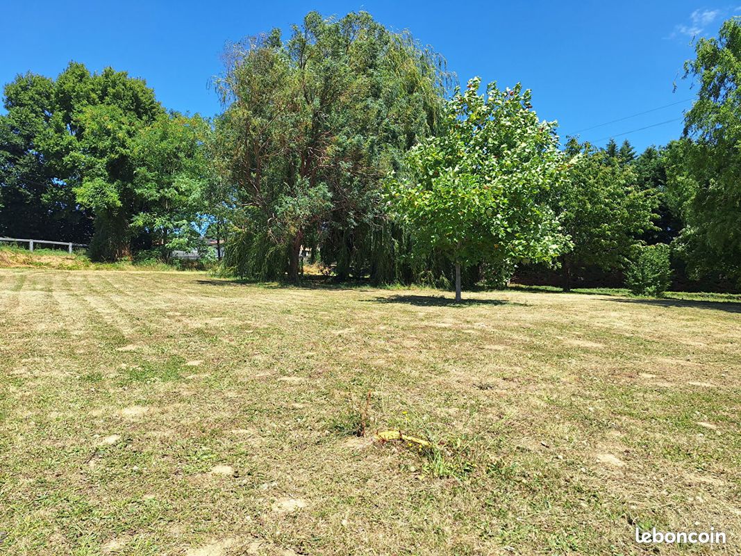 Terrain 773 m² · à Sainte-Foy-d'Aigrefeuille · 139 000 €