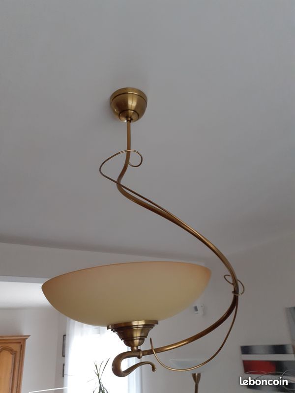 Lustre laiton (image 1)