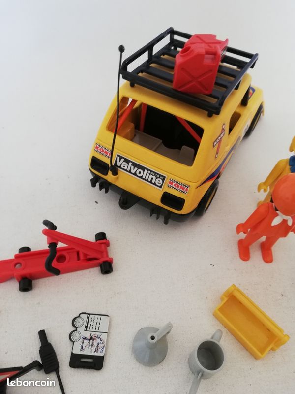 Playmobil 3524 - Voiture De Rallye Jaune Vintage Hella Koni - Occasion