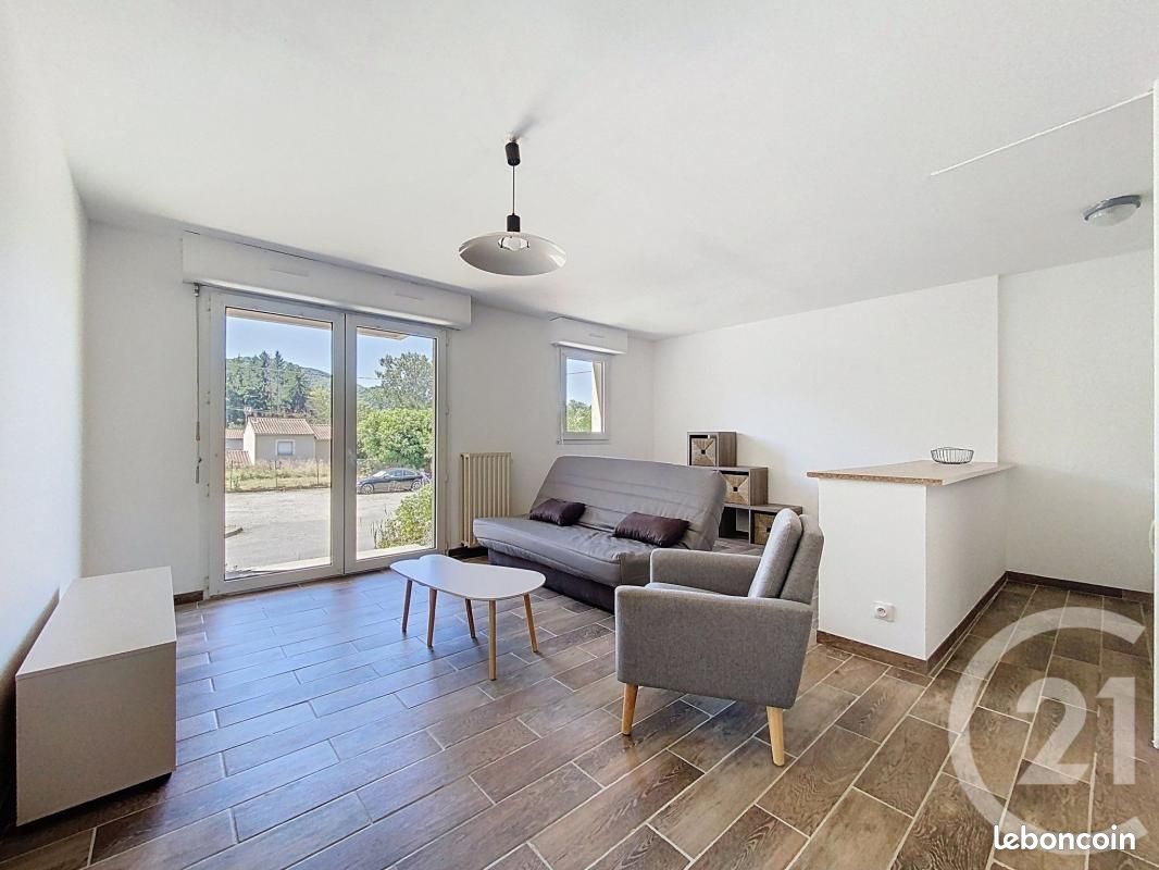Studio 1 pièce 34 m² (image 1)