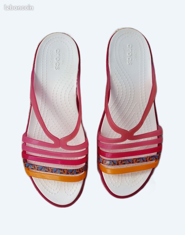 Crocs iconic confort sandales femme Chaussures