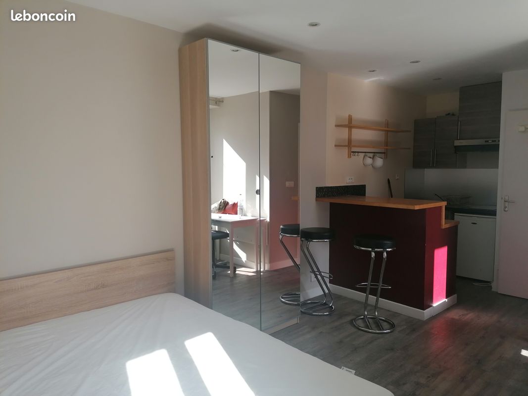 Appartement 1 pièce 20 m² · à Quimper · 20 m² · 420 €