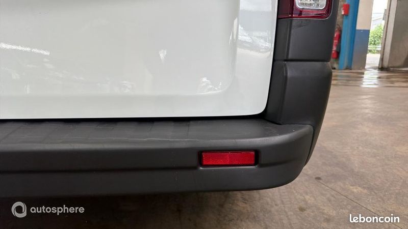 Renault Trafic Véhicule utilitaire ou Société L1H1 3T 2.0 Blue dCi 130ch Confort (image 21)