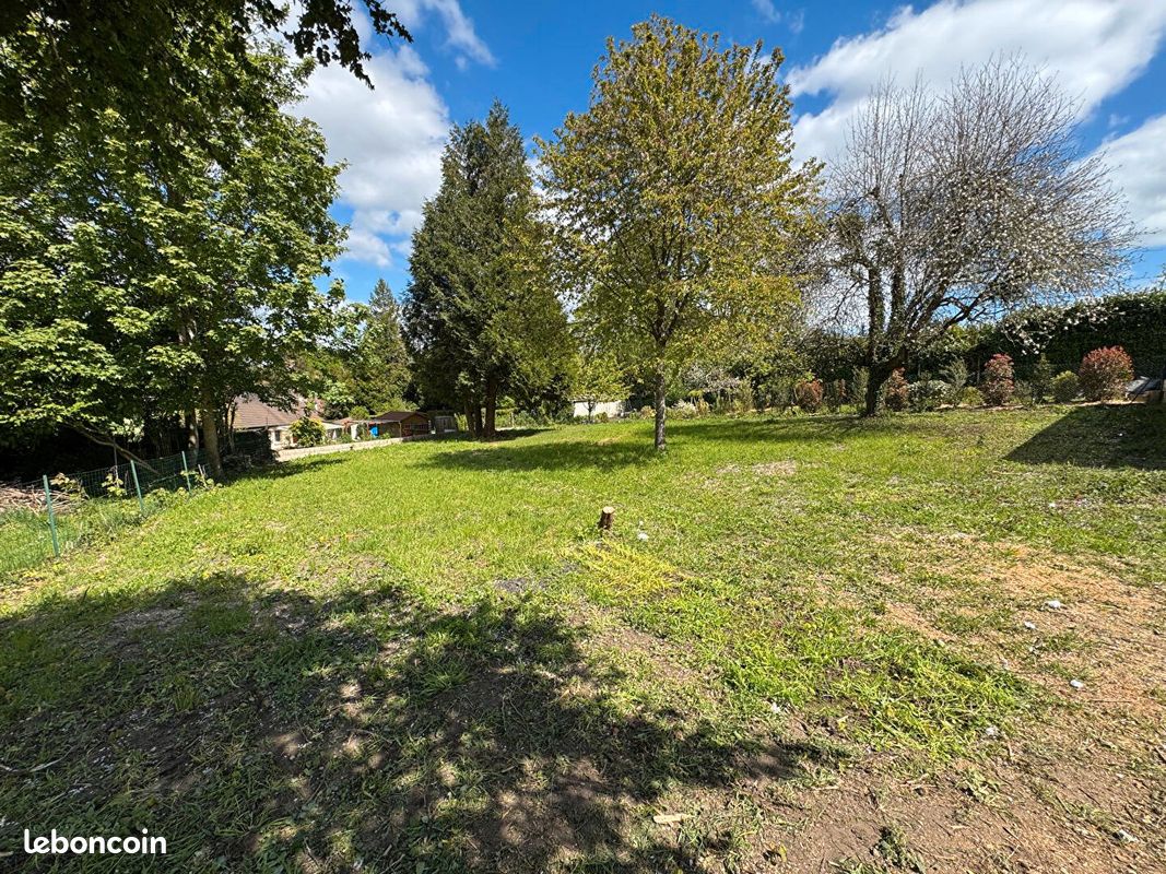 Terrain 900 m² · à Agnetz · 900 m² · 85 000 €