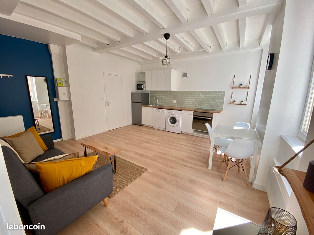 Appartement 2 pièces 37 m² · à Saint-Étienne · 37 m² · 530 €