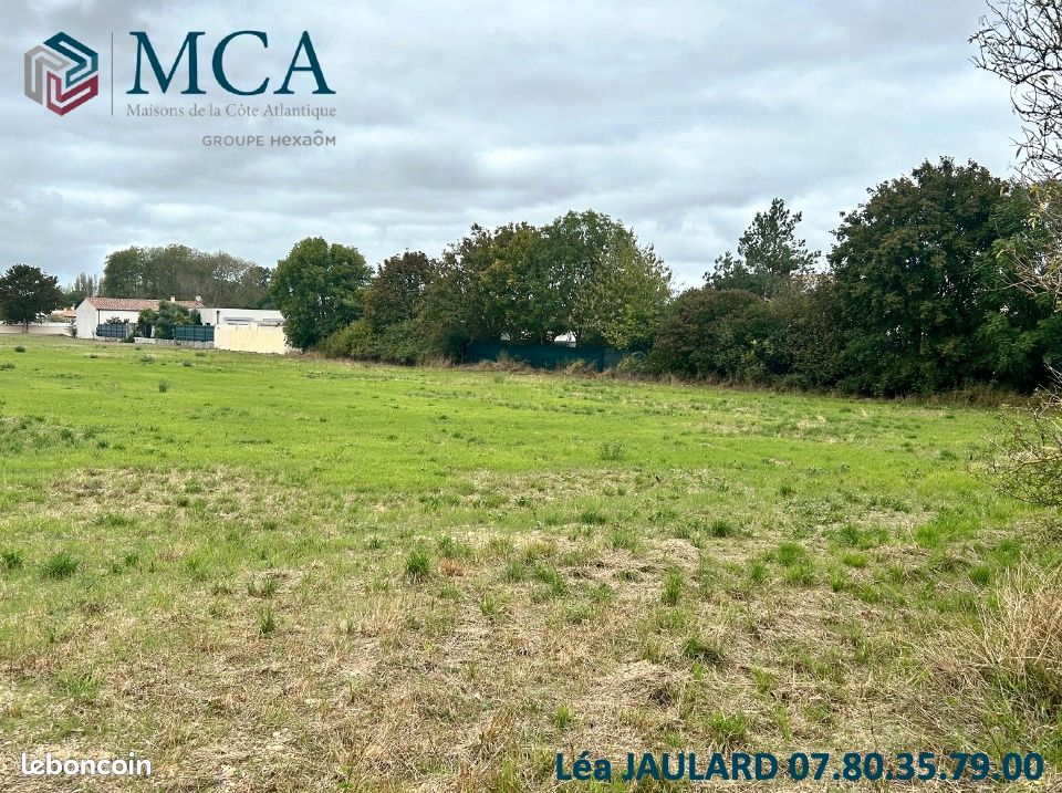 Terrain 300 m² · à Longèves · 75 000 €