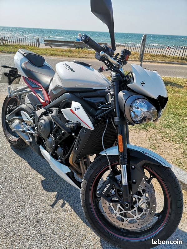 Street Triple 765 R (image 1)