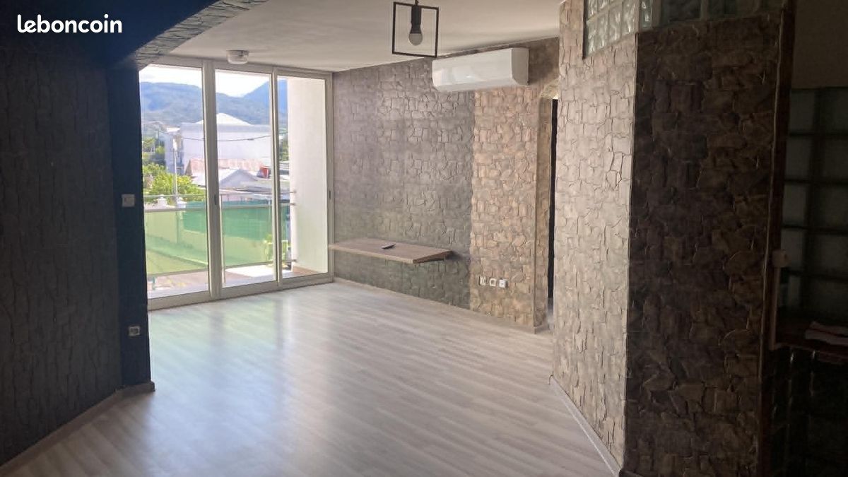 Appartement 3 pièces 68 m² · à Saint-Benoît · 68 m² · 735 €/mois