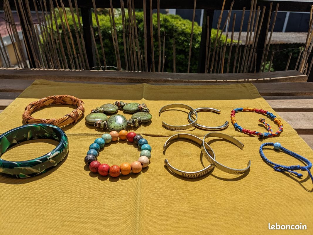Lot de bracelets (image 4)