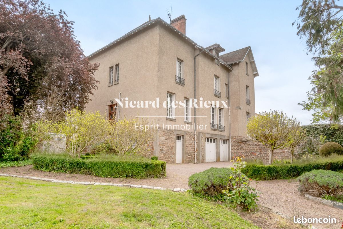 Maison 12 pièces 344 m² · à Aixe-sur-Vienne · 344 m² · 350 000 €