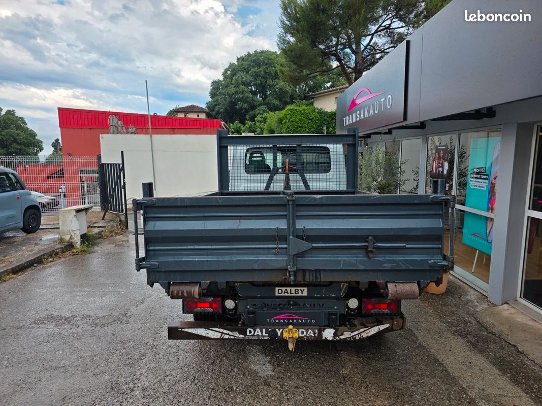 IVECO DAILY VI 35c15 POLYBENNE AMPLIROLL 146ch / TVA Récupérable / Factures entretien / Avec Benne / Climatisation / Régulateur (image 4)