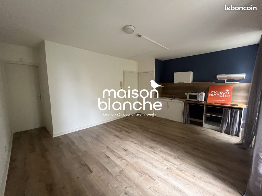 Appartement 2 pièces 37 m² · à Parthenay · 37 m² · 464 €