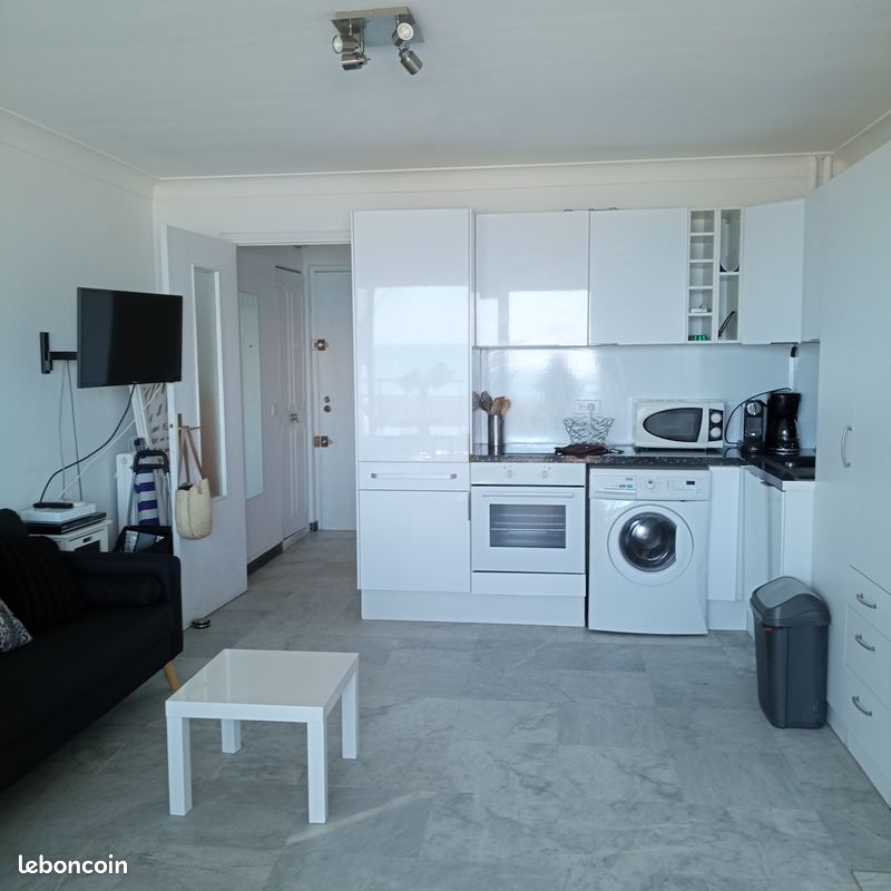 Appartement 1 pièce 27 m² · à Antibes · 27 m² · 890 €/mois