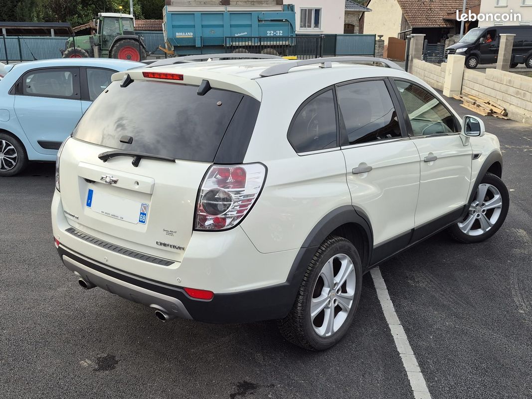 CHEVROLET Captiva (C140) 2.2L VCDi AWD 16V 184 cv 7 PLACES 4X4 (image 5)