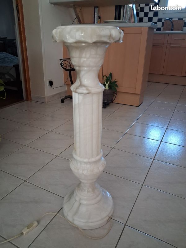 Lampe en albâtre + colonne (image 4)