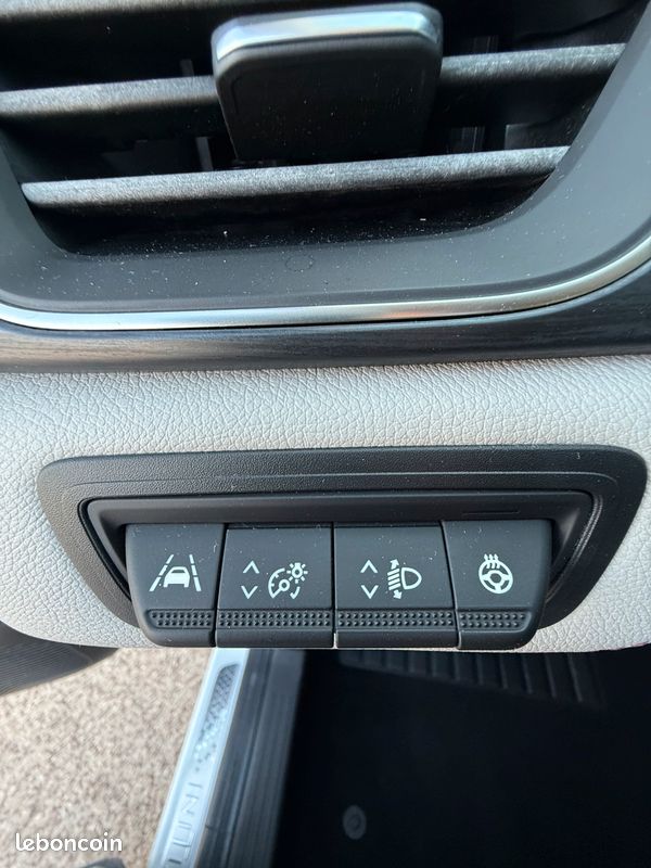 Captur 2 initiale paris 1.3l tce 140 ch edc- garantie 12 mois-attelage (image 8)