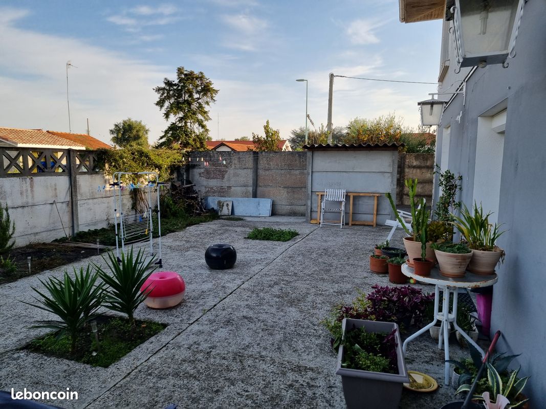 Maison 9 pièces 240 m² · à Biganos · 240 m² · 450 000 €