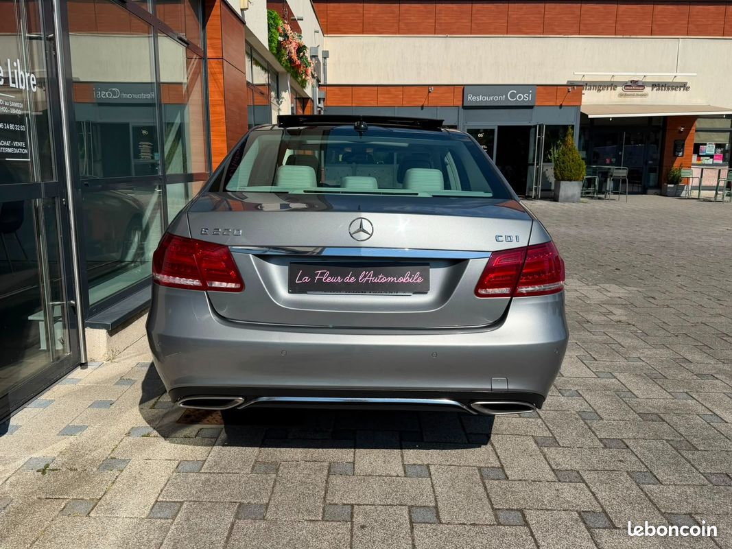 MERCEDES-BENZ Classe E Berline 220 CDi 2.1 CDI 16V DPF BlueEFFICIENCY 7G-TRONIC 170 cv - TOIT OUVRANT - SIEGES ELECTRIQUES (image 10)