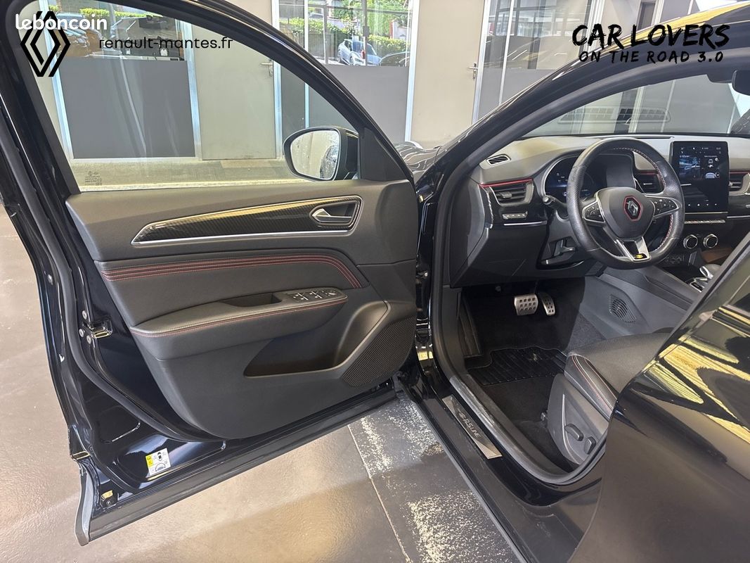 RENAULT Arkana E-Tech hybride 145 R.S. Line Fast Track (image 22)