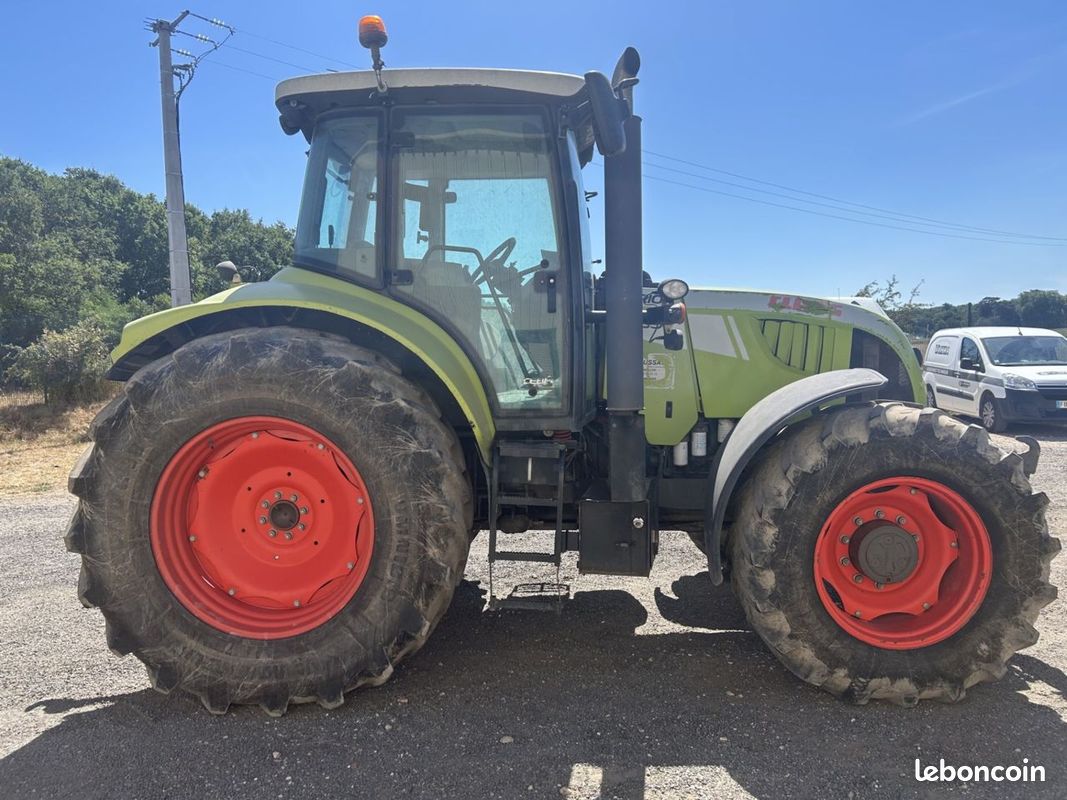 Claas ARION 620 (image 3)