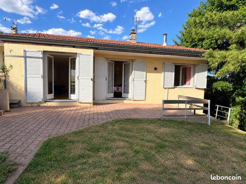 Maison 5 pièces 101 m² · à Saint-Jean-Bonnefonds · 101 m² · 210 000 €