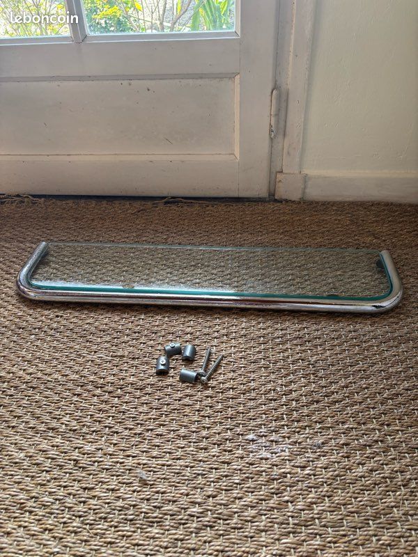 Etagere en verre (image 1)