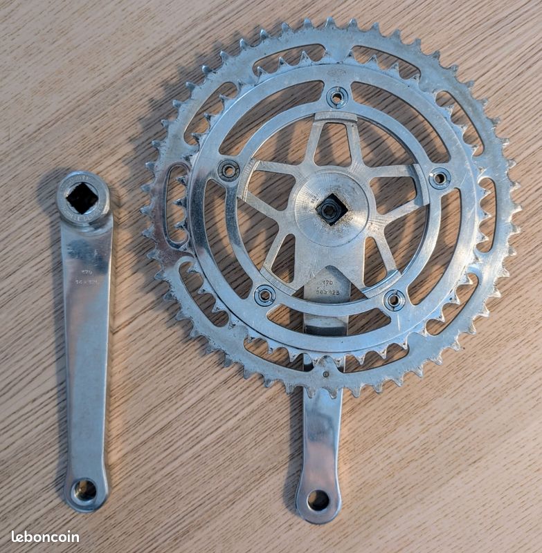 Pedalier stronglight - Équipements vélos
