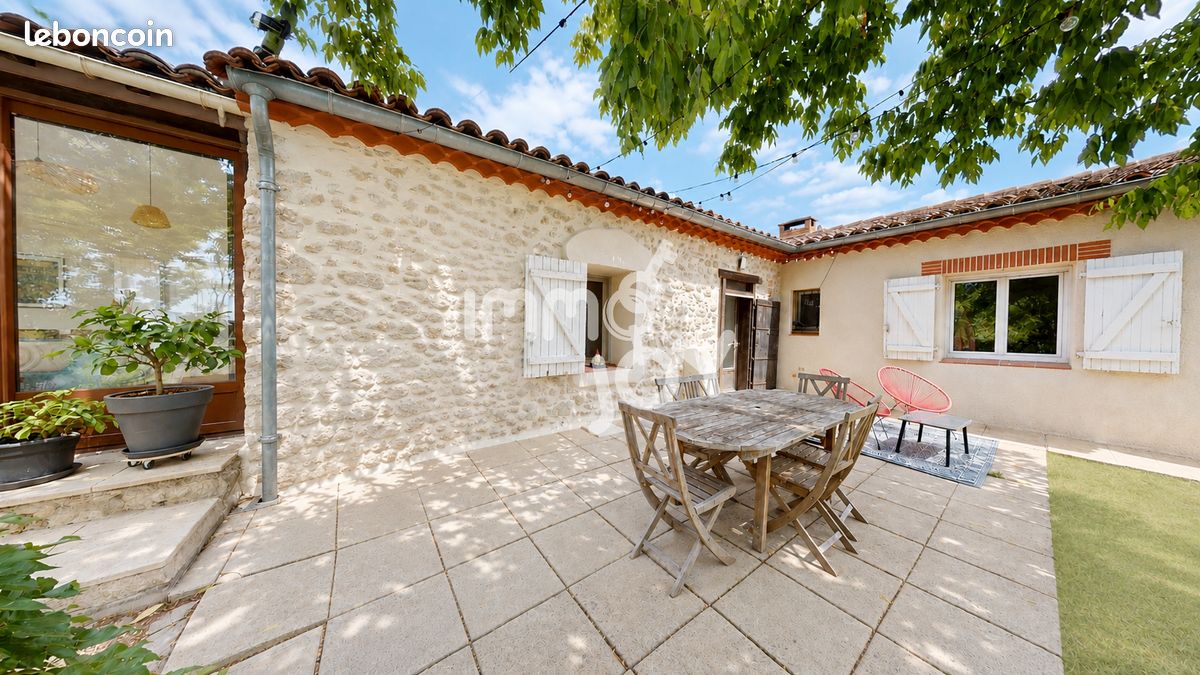 Maison 5 pièces 133 m² · à Roquevidal · 133 m² · 319 000 €