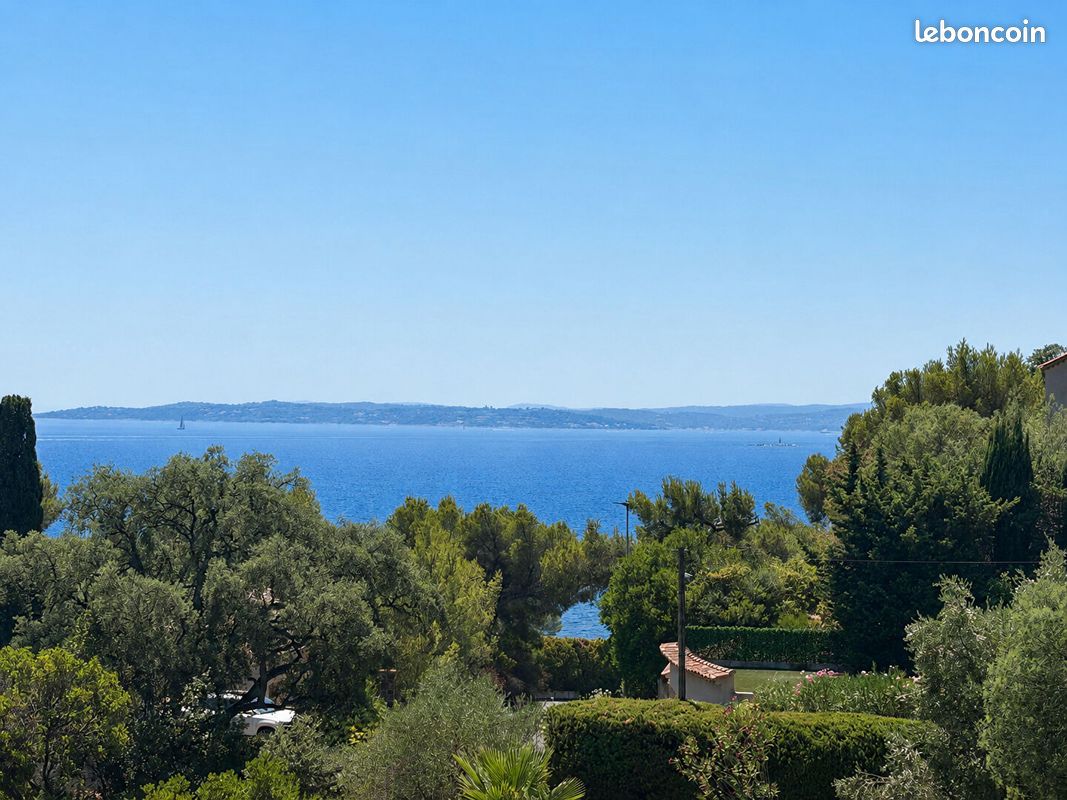 Maison 5 pièces 93 m² · à Roquebrune-sur-Argens · 93 m² · 929 000 €