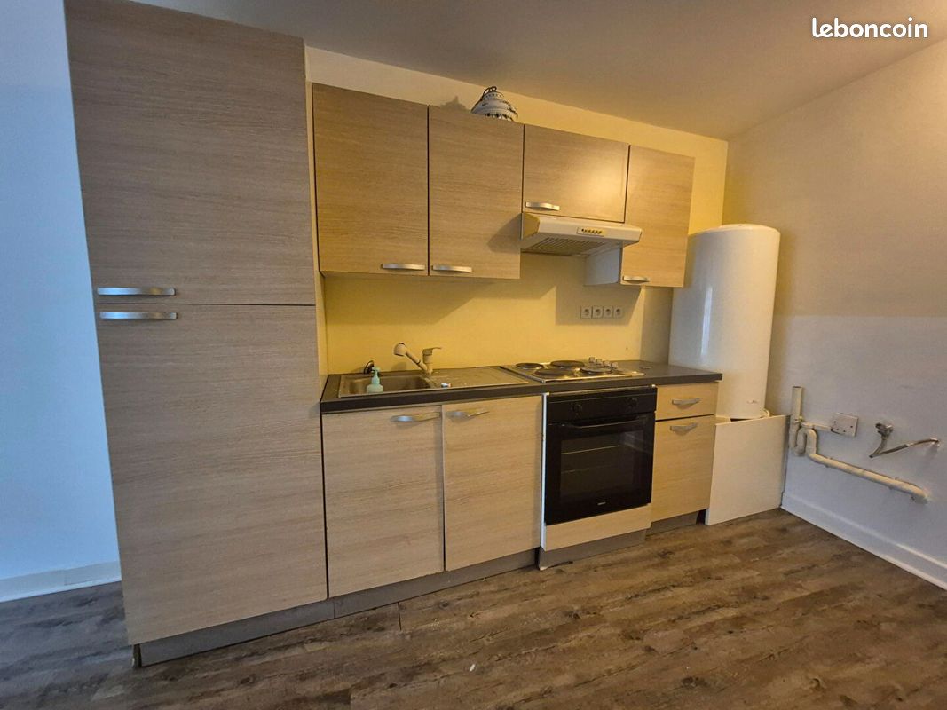 Local commercial 3 pièces 93 m² · à Le Havre · 93 m² · 181 000 €