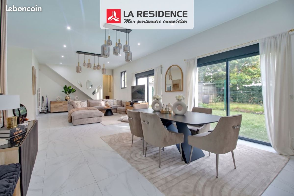 Maison 8 pièces 148 m² · aux Mureaux · 148 m² · 349 000 €