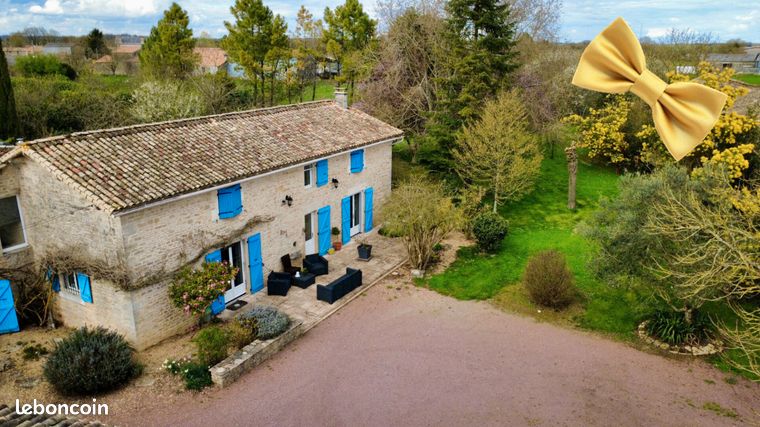 Longère 8 pièces 256 m²