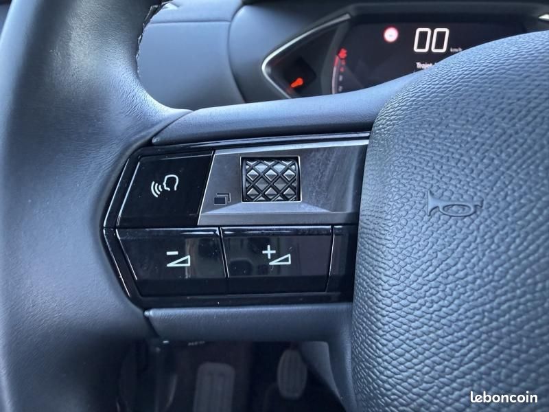 Ds DS 3 Crossback BlueHDi 110 Bastille (image 22)