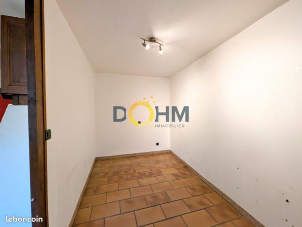 https://img.leboncoin.fr/api/v1/lbcpb1/images/c9/99/3e/c9993ec16ad46a5db454e8f06b8ad605604f3d72.jpg?rule=ad-image