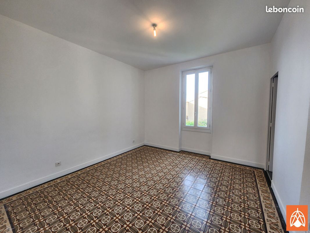 Maison a louer salon-de-provence - 4 pièce(s) - 103 m2 - Surfyn