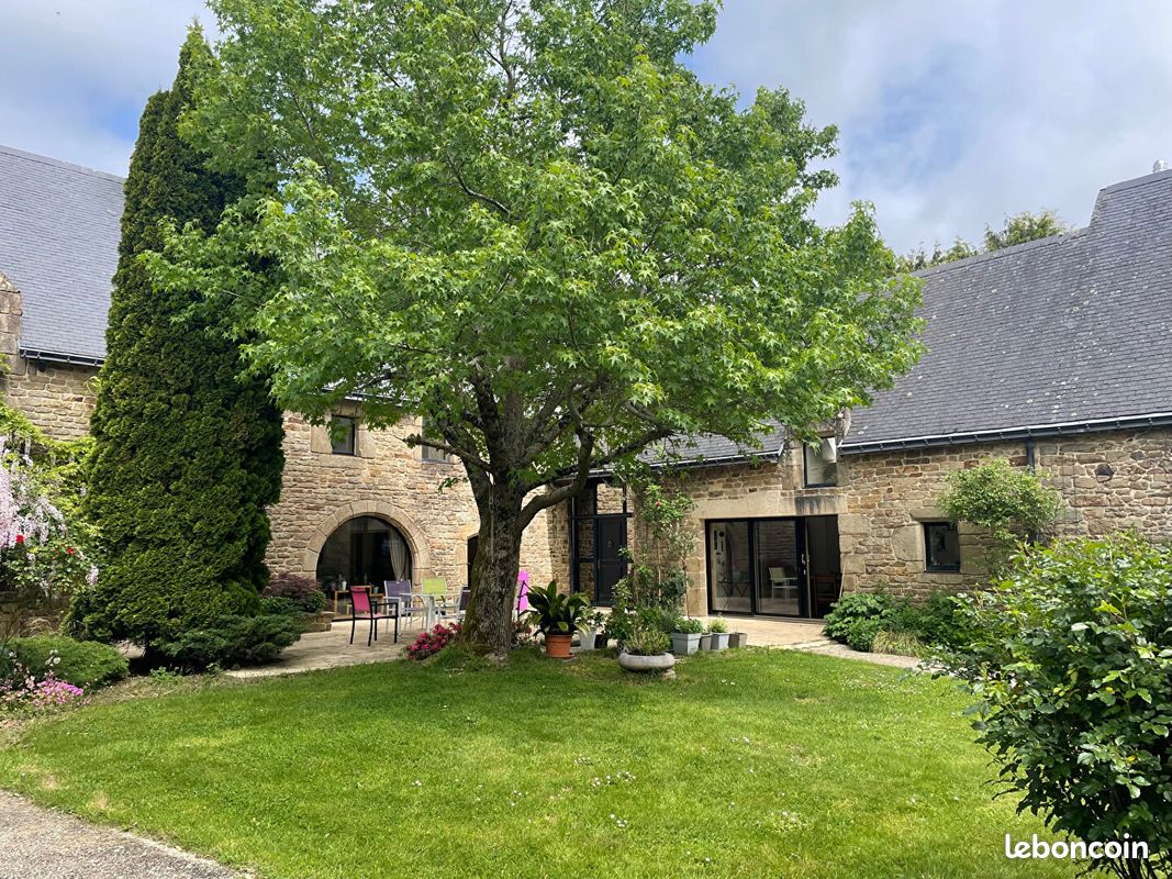 Maison 8 pièces 298 m² · à Kervignac · 298 m² · 791 250 €