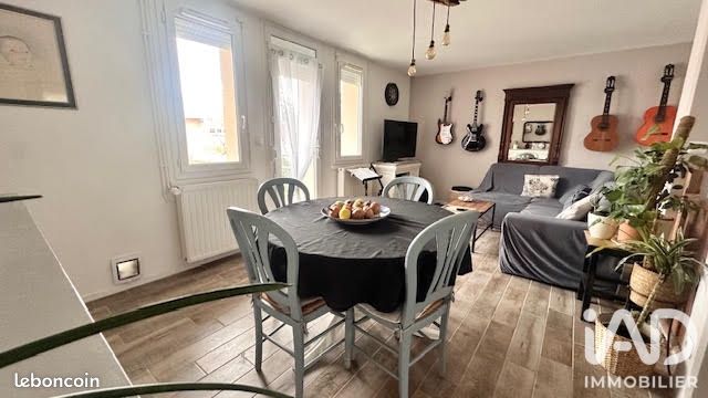 Maison 5 pièces 88 m² · à Saint-Quentin-Fallavier · 88 m² · 215 000 €