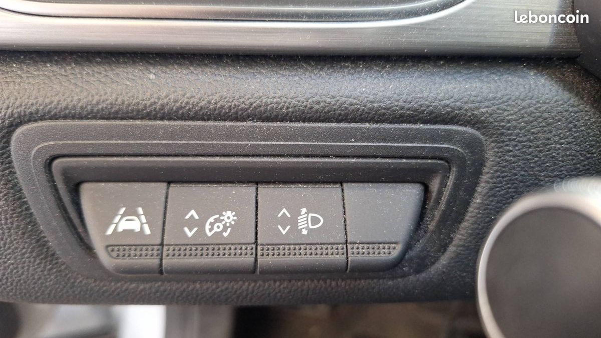 Renault captur tce 100 gpl intens (image 23)